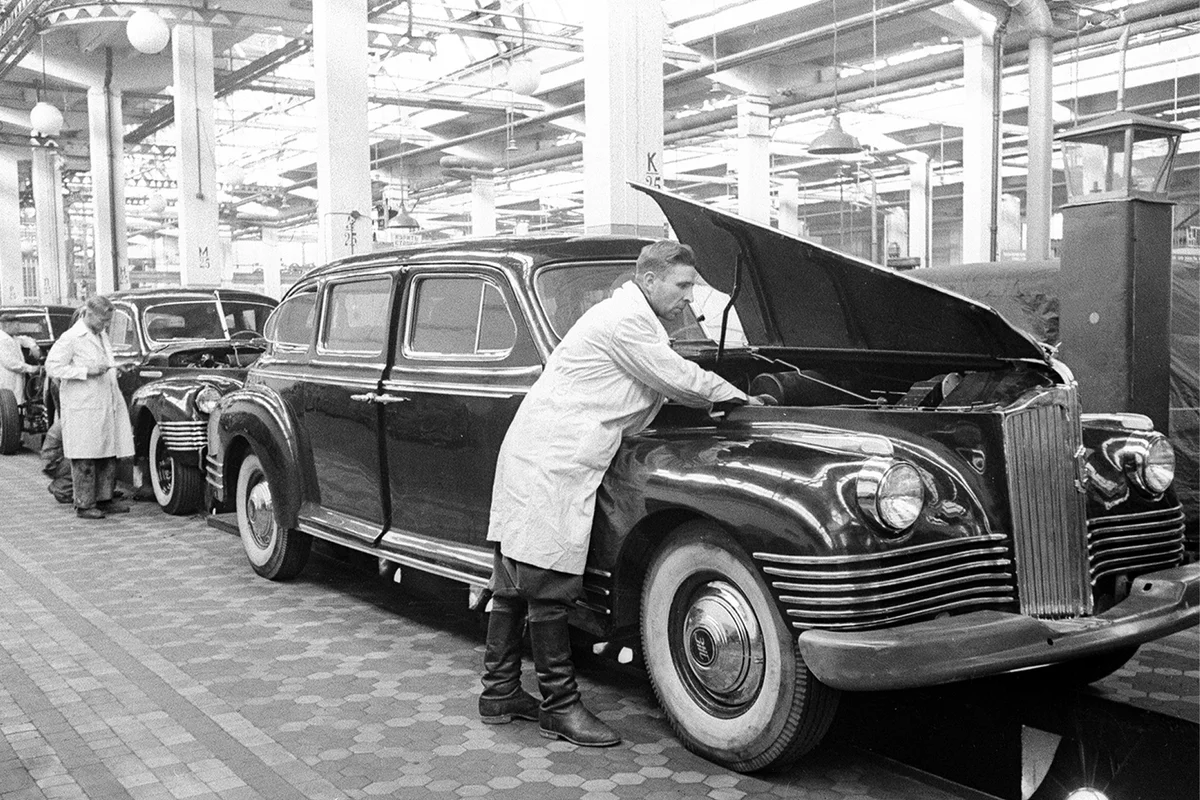 Автомобиль ЗИС‑110