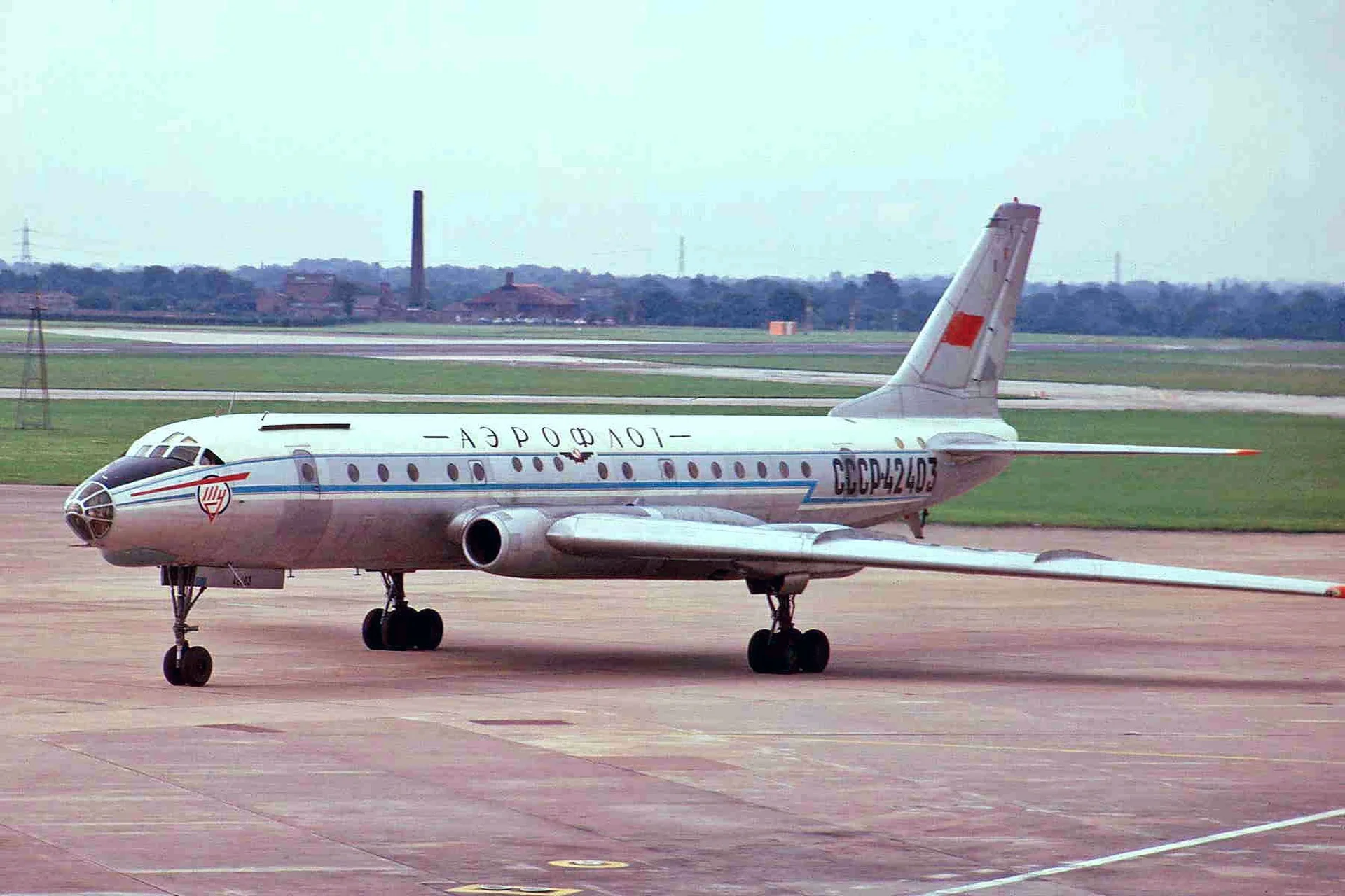 Самолет Ту‑104
