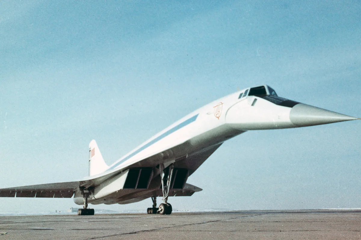 Самолет ТУ-144